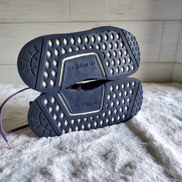 Adidas Originals X Kevin Lyons NMD R1 Kids Sneakers - Picture 4 of 7